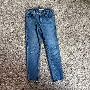 Levi’s high rise skinny jeans size 26